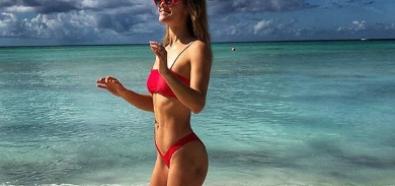 Nina Agdal zrzuciła z siebie bikini