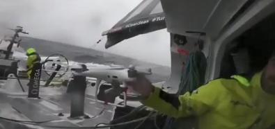 Lot dronem w sztormie