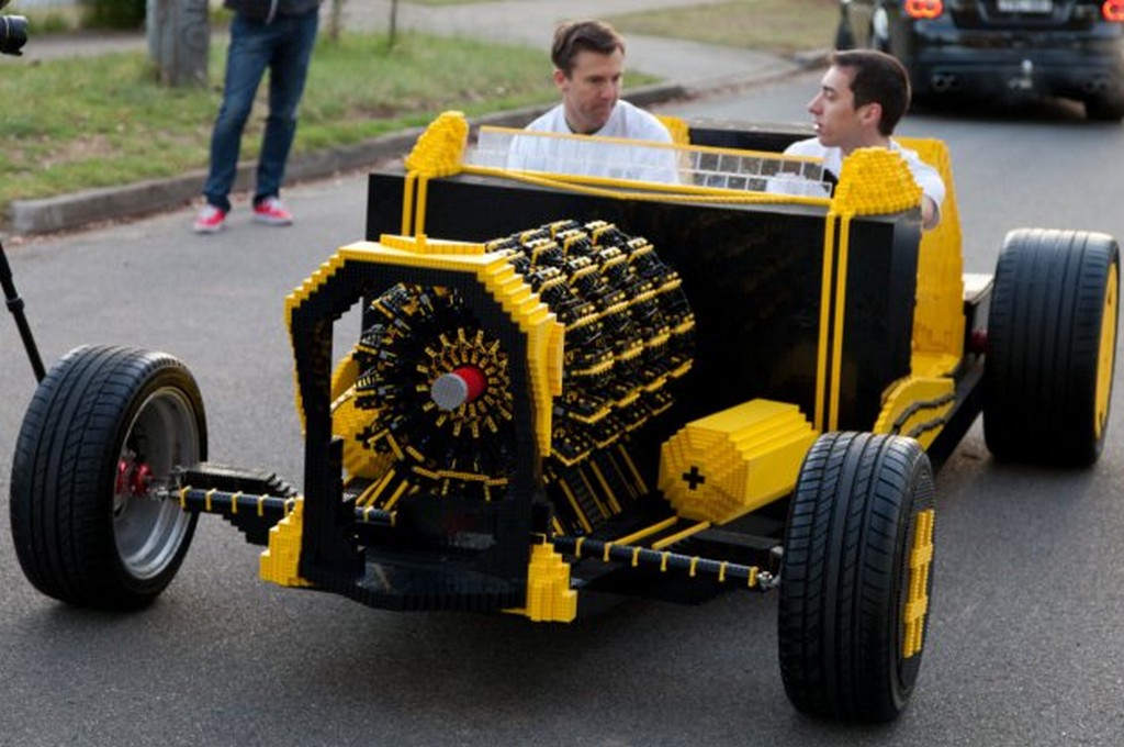 Auto z LEGO