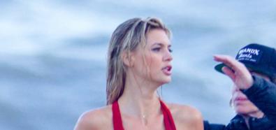 Kelly Rohrbach na planie ''Słonecznego Patrolu''