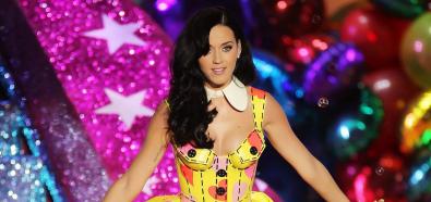 Katy Perry na Victorias Secret Fashion Show 2010 w Nowym Jorku