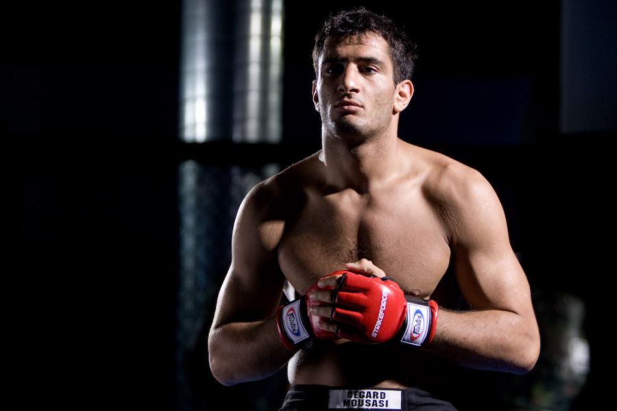 UFC: Gegard Mousasi pokonał Ilira Latifiego